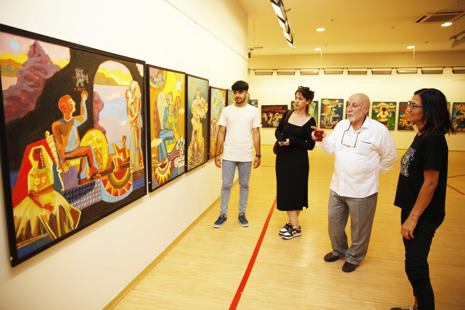 Gaziantep Üniversitesi’nden Anlamlı Sergi “Anneliğe Saygı Duruşu”