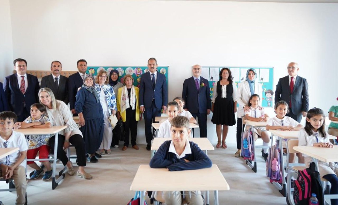 Köy okulları yeniden doğuyor