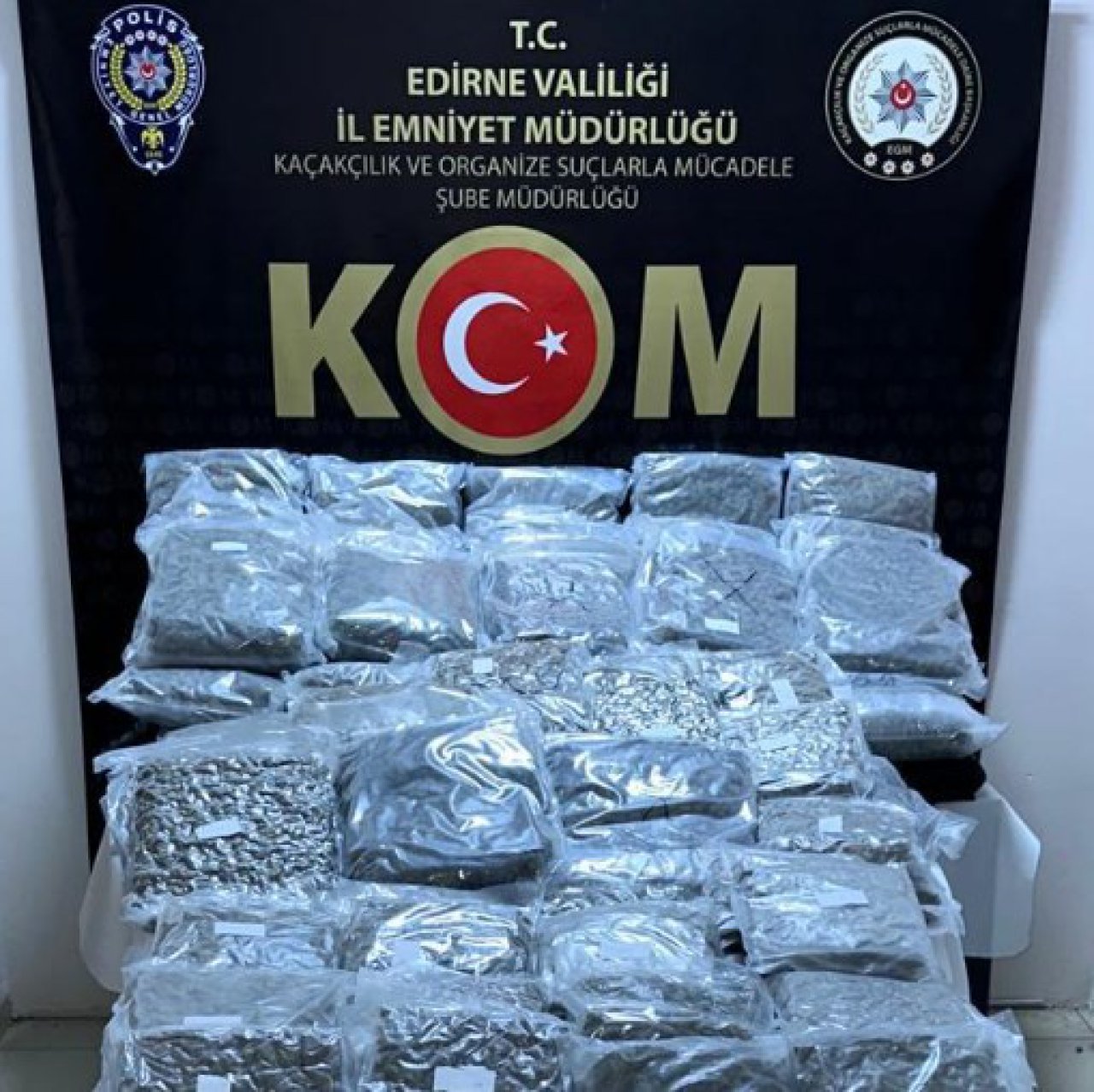 Kilolarca uyuşturucu yakalandı