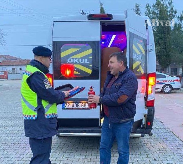 Küplü’de trafik eğitimi