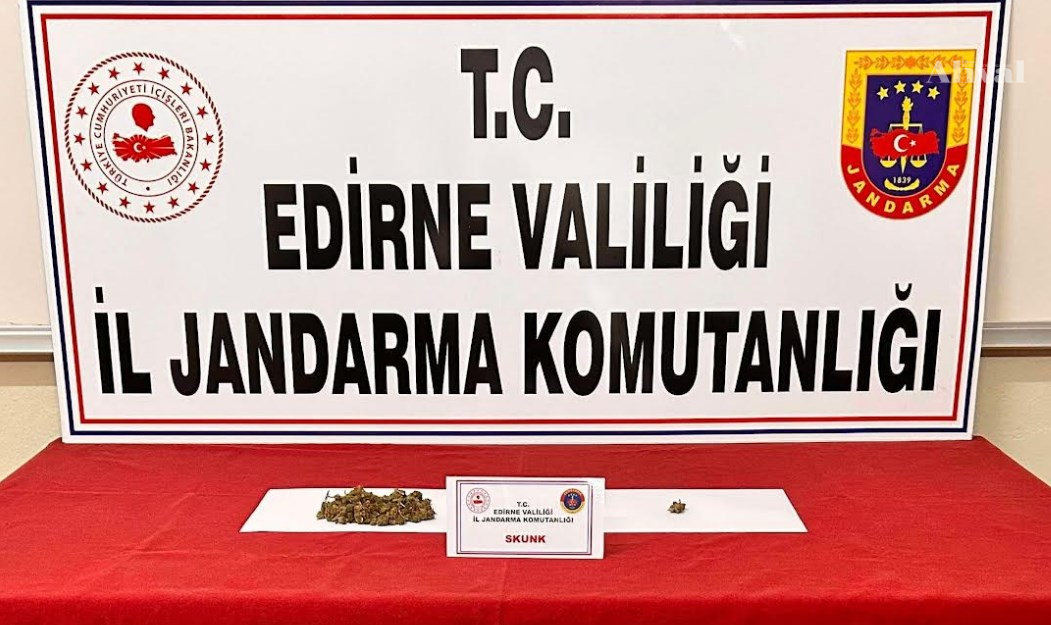 Uyuşturucuyla yakalandılar