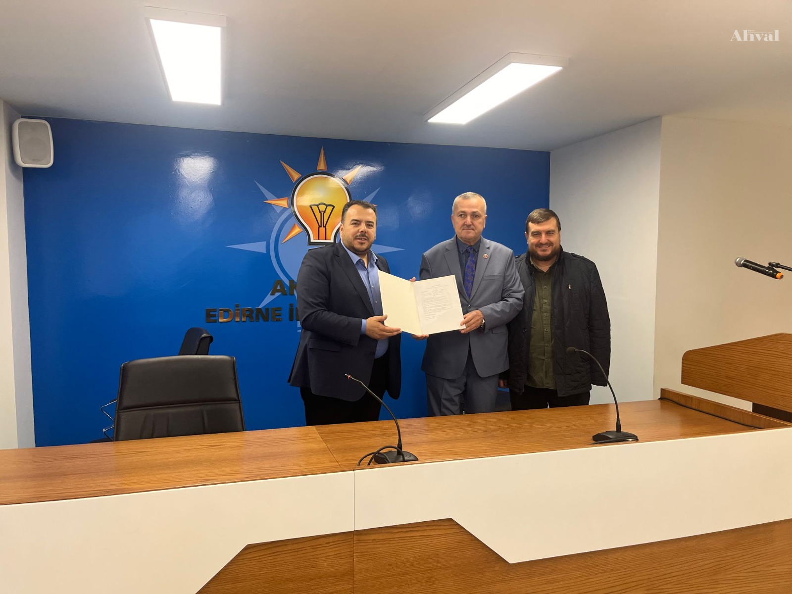 Suiçmez 3’üncü dönem için aday adayı