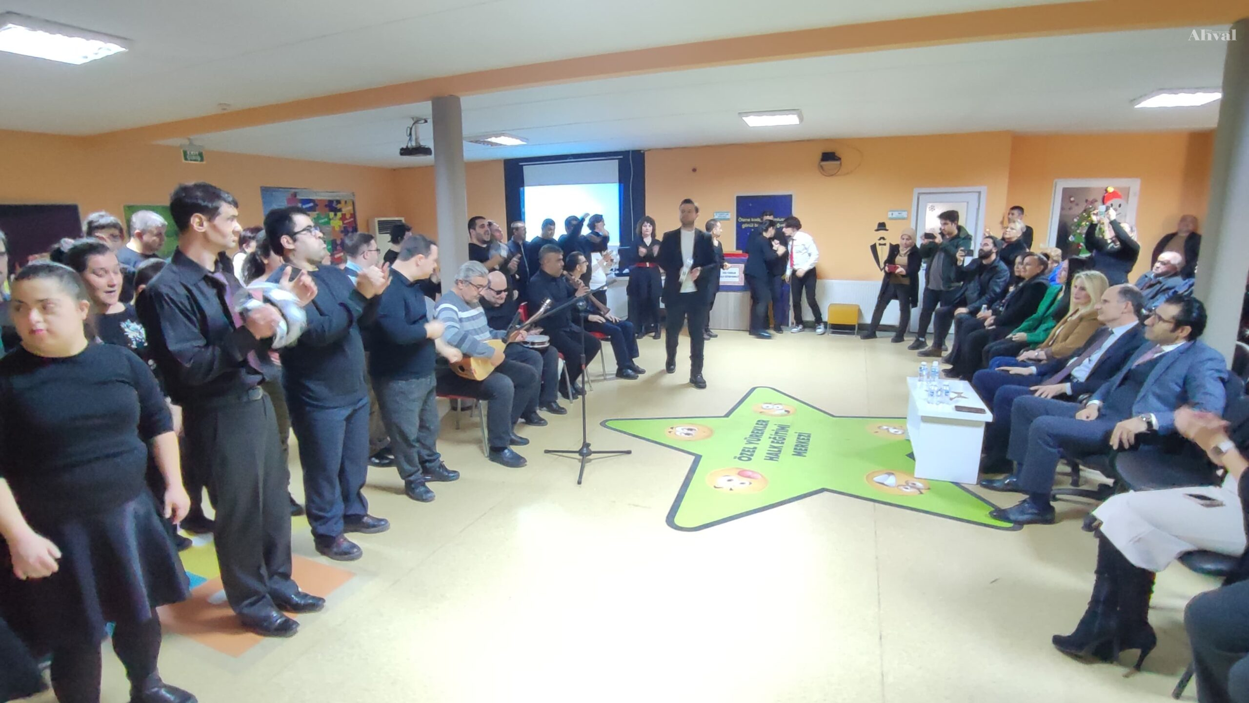 Özel yüreklerden özel gösteri