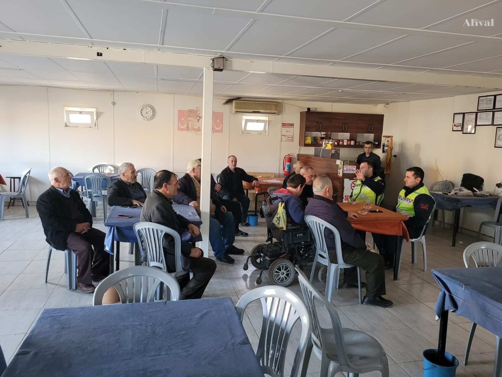 Türkmen köylüsüne trafik eğitimi