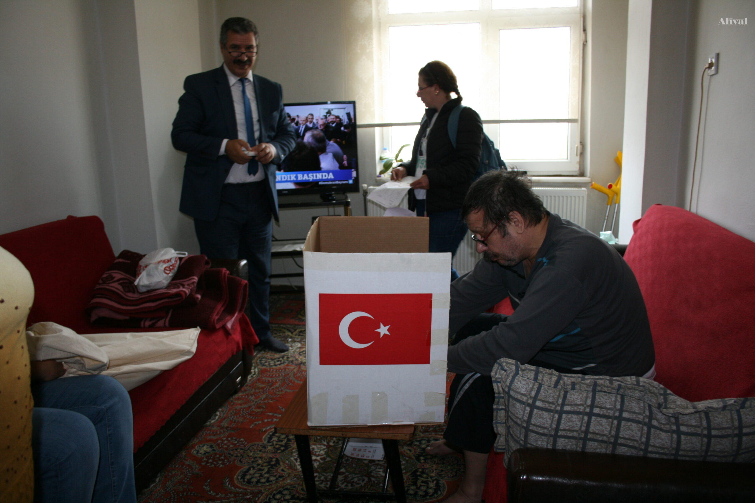 Seyyar sandık başvuruları başladı