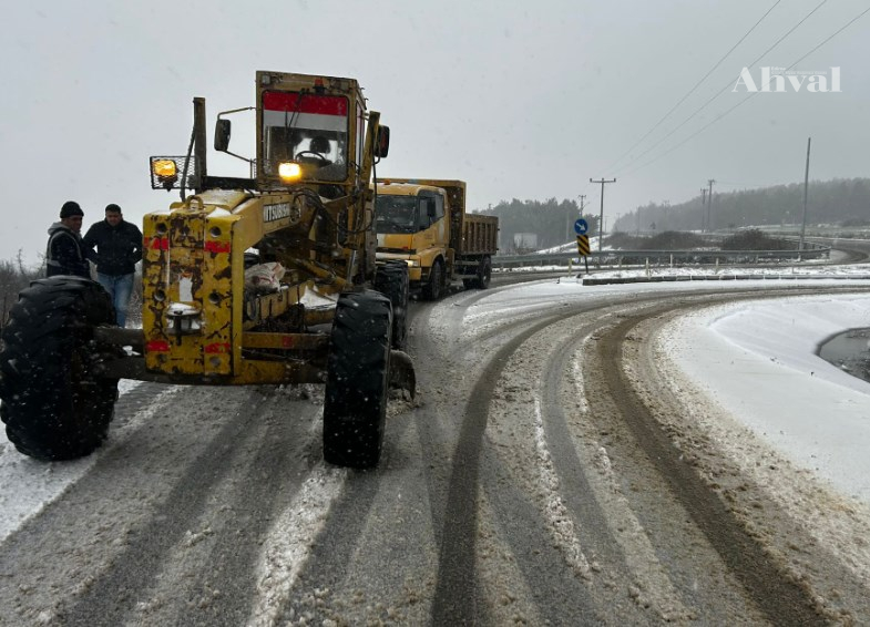 Edirne Valiliği’nden kar mücadelesi
