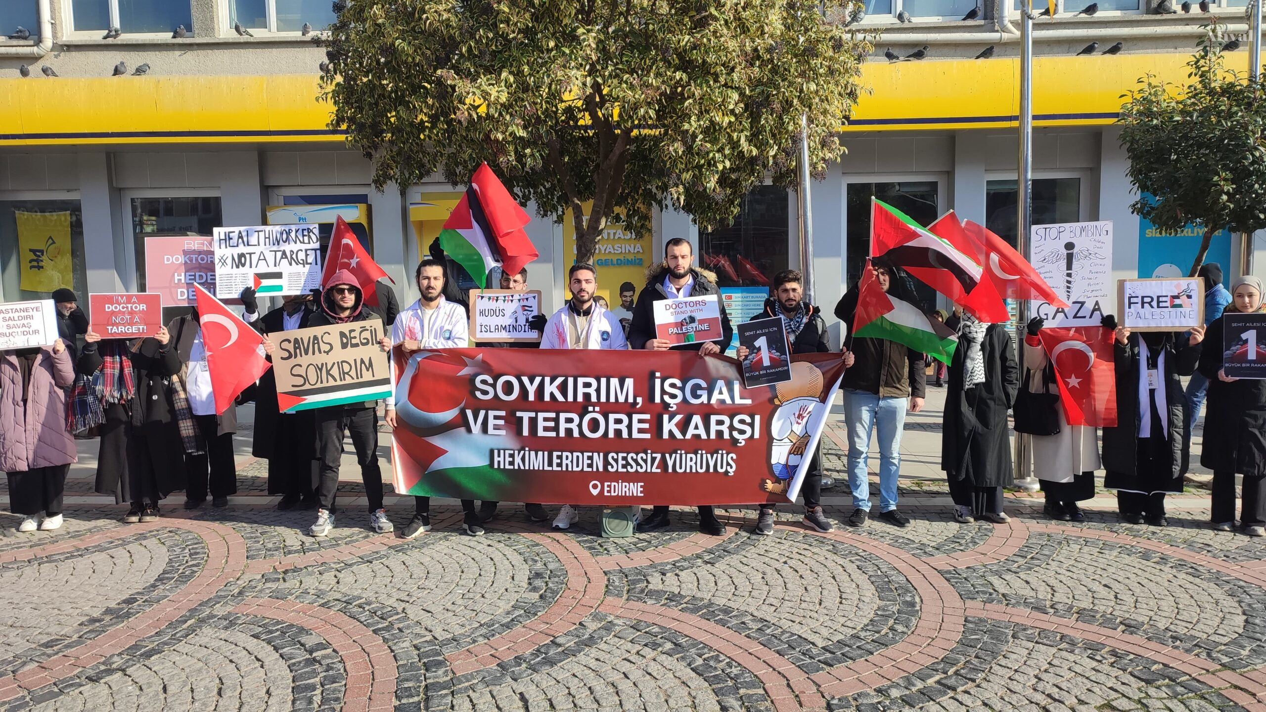 Doktor adayları Gazze için hazır