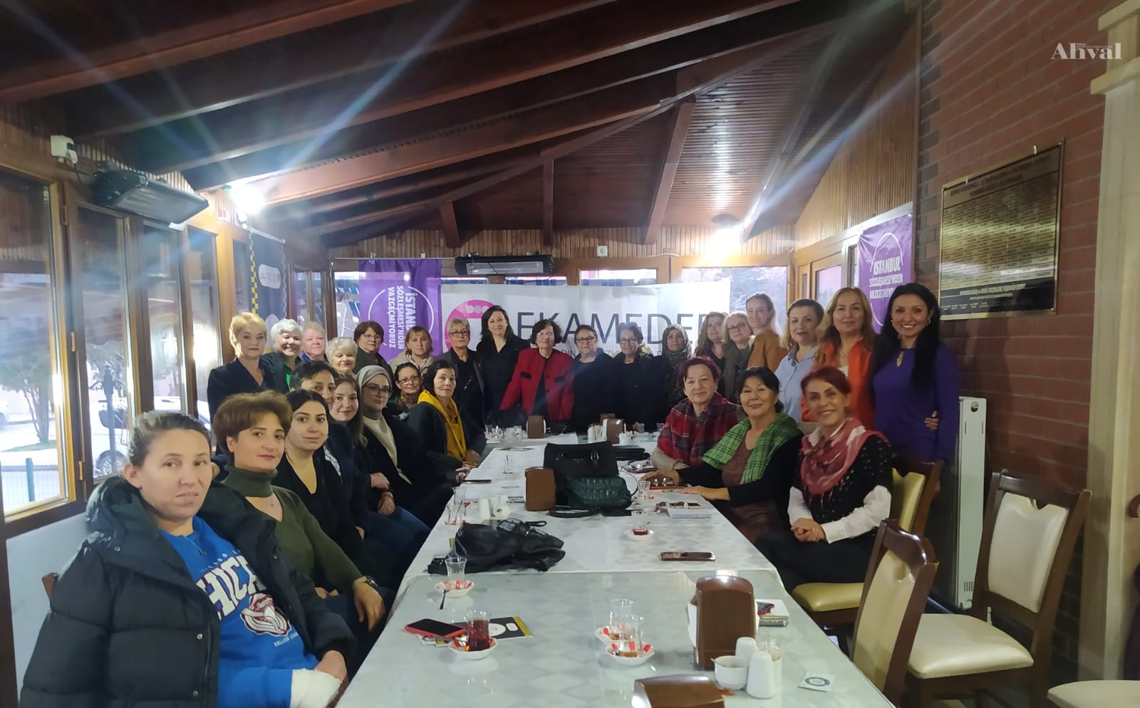 Kadınlar eşit temsil ve dayanışma için buluşuyor