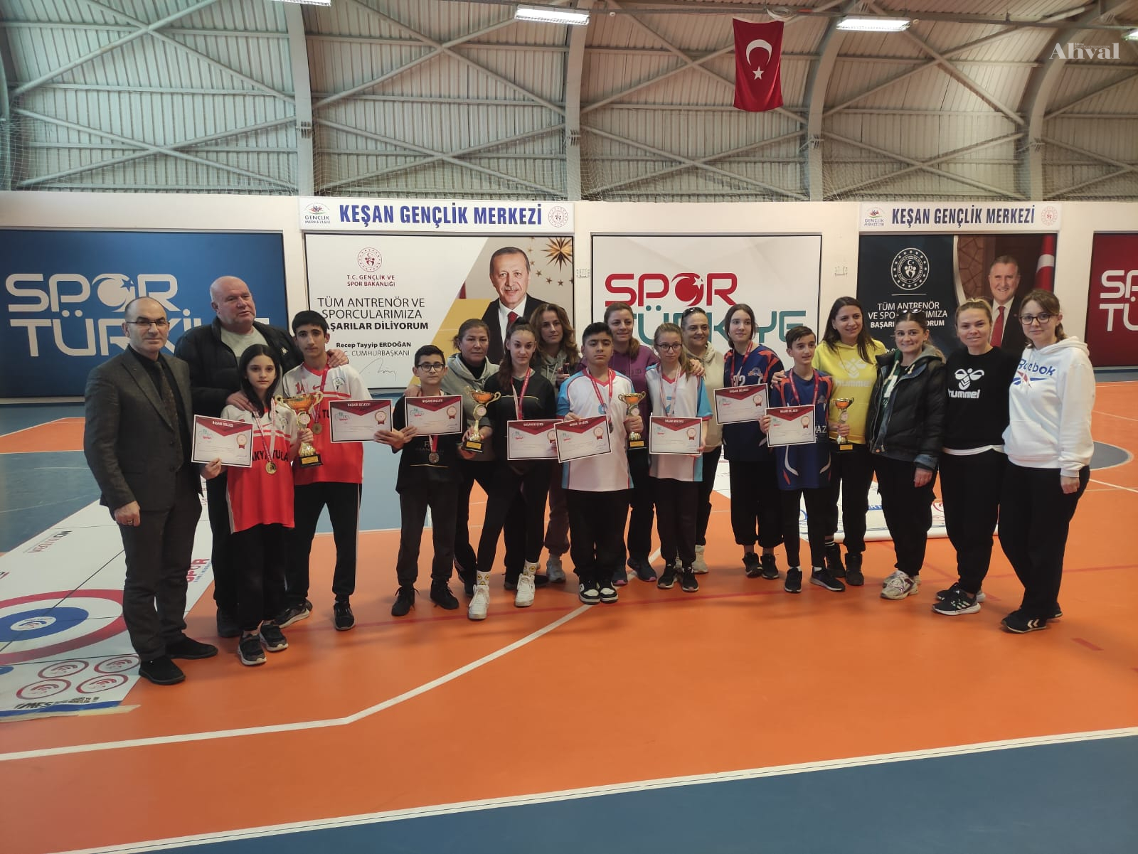 FloorCurling il birinciliği müsabakaları sona erdi