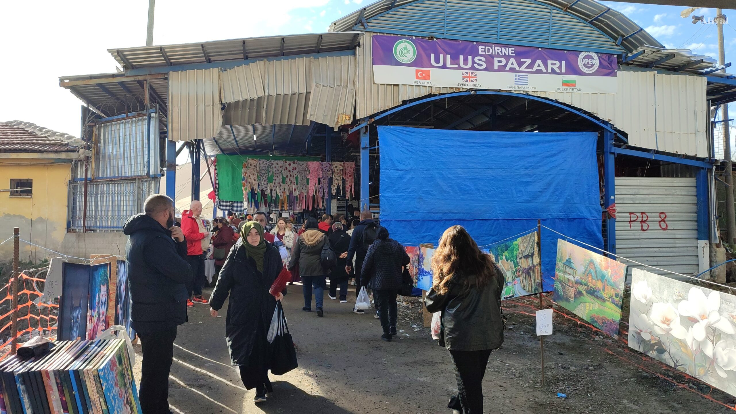 Komşuyu kış vurunca pazar yerli müşteriye kaldı