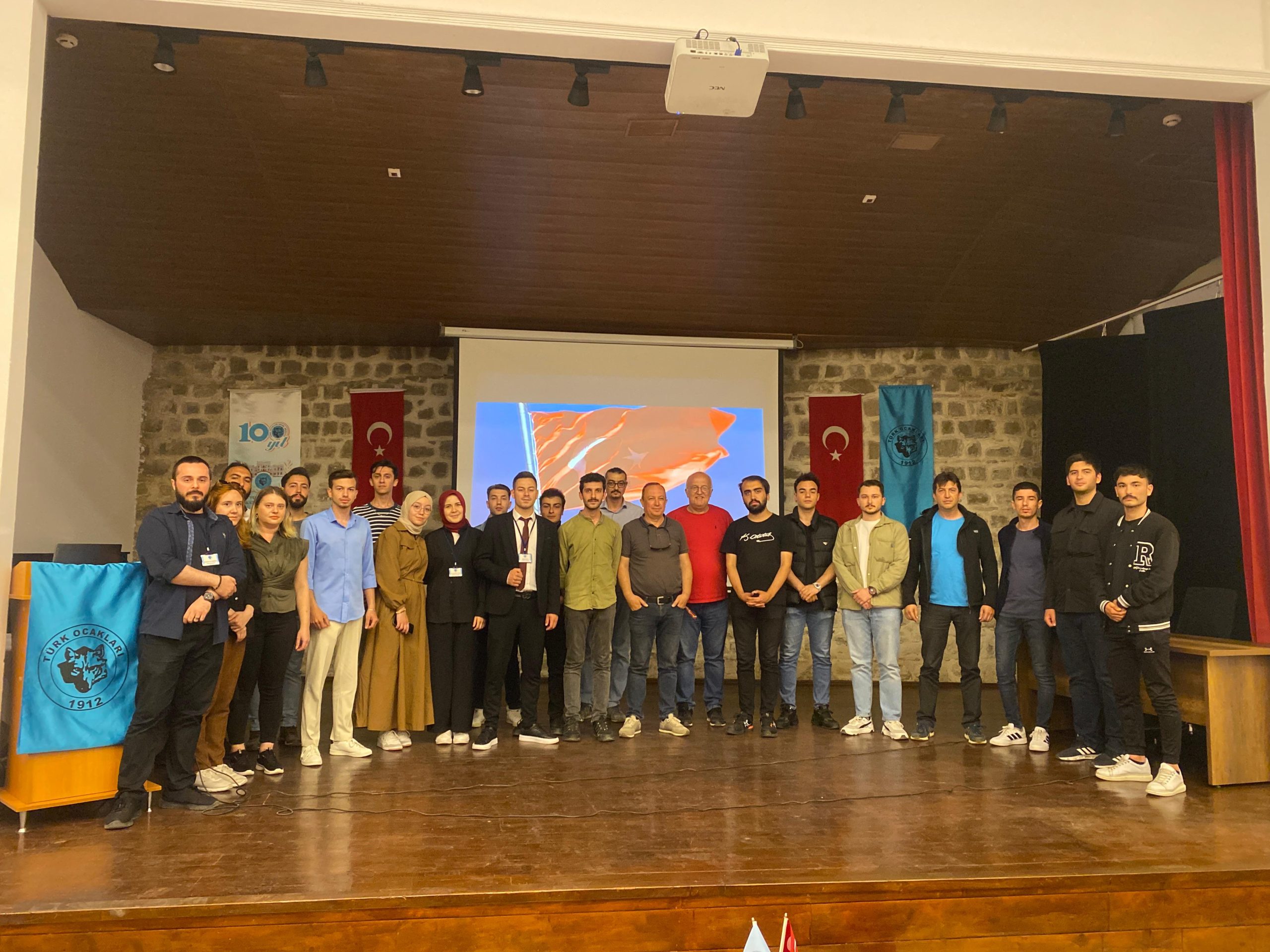 Genç Kürsü'de gündem AB ilişkileri ve turizm