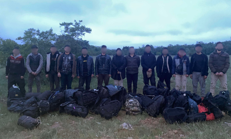 13 kaçak jandarma radarında