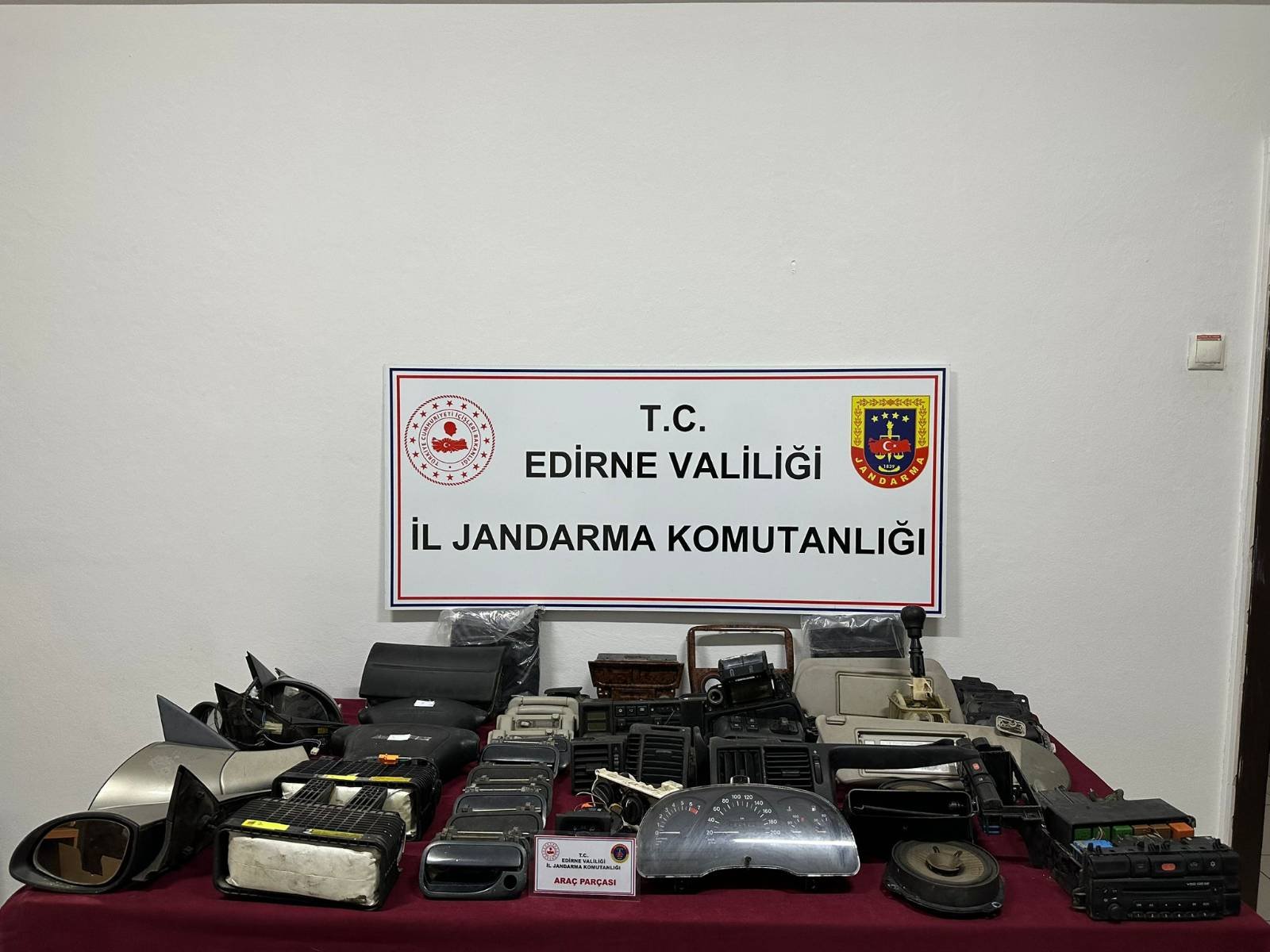 Kaçak araç parçalarına geçit yok