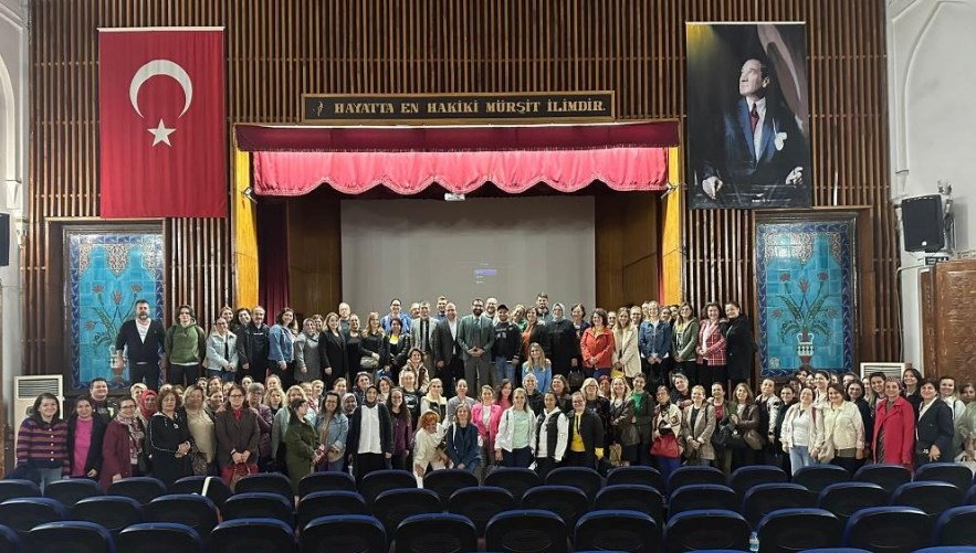 Dinç, çalışan ve öğrencilerine veda etti
