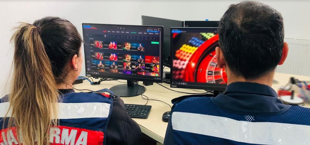 42 siteye erişim engeli