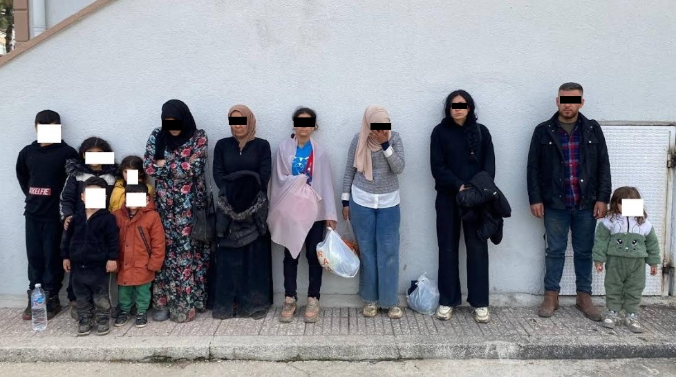 Kaçak göçmenler Gemici köyünde!