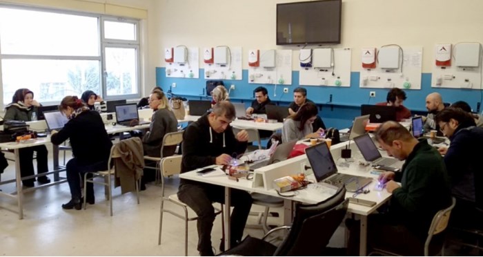 Öğretmenler, yaz dönemi mesleki çalışma programını istedikleri İllerde katılabilecek