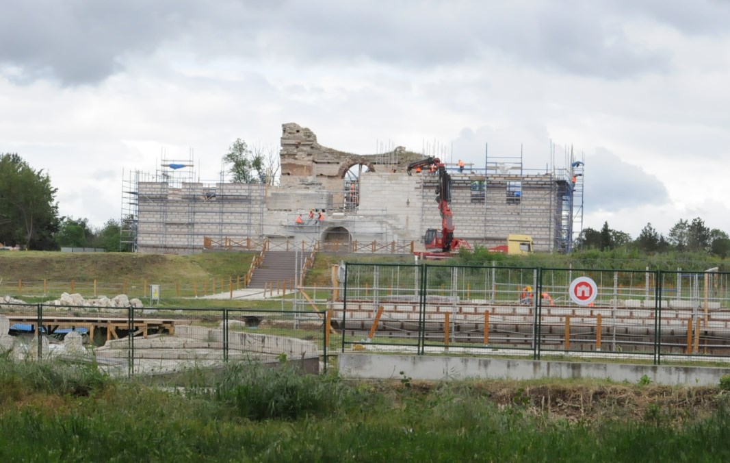 Edirne Sarayı gün yüzüne çıkmaya başladı