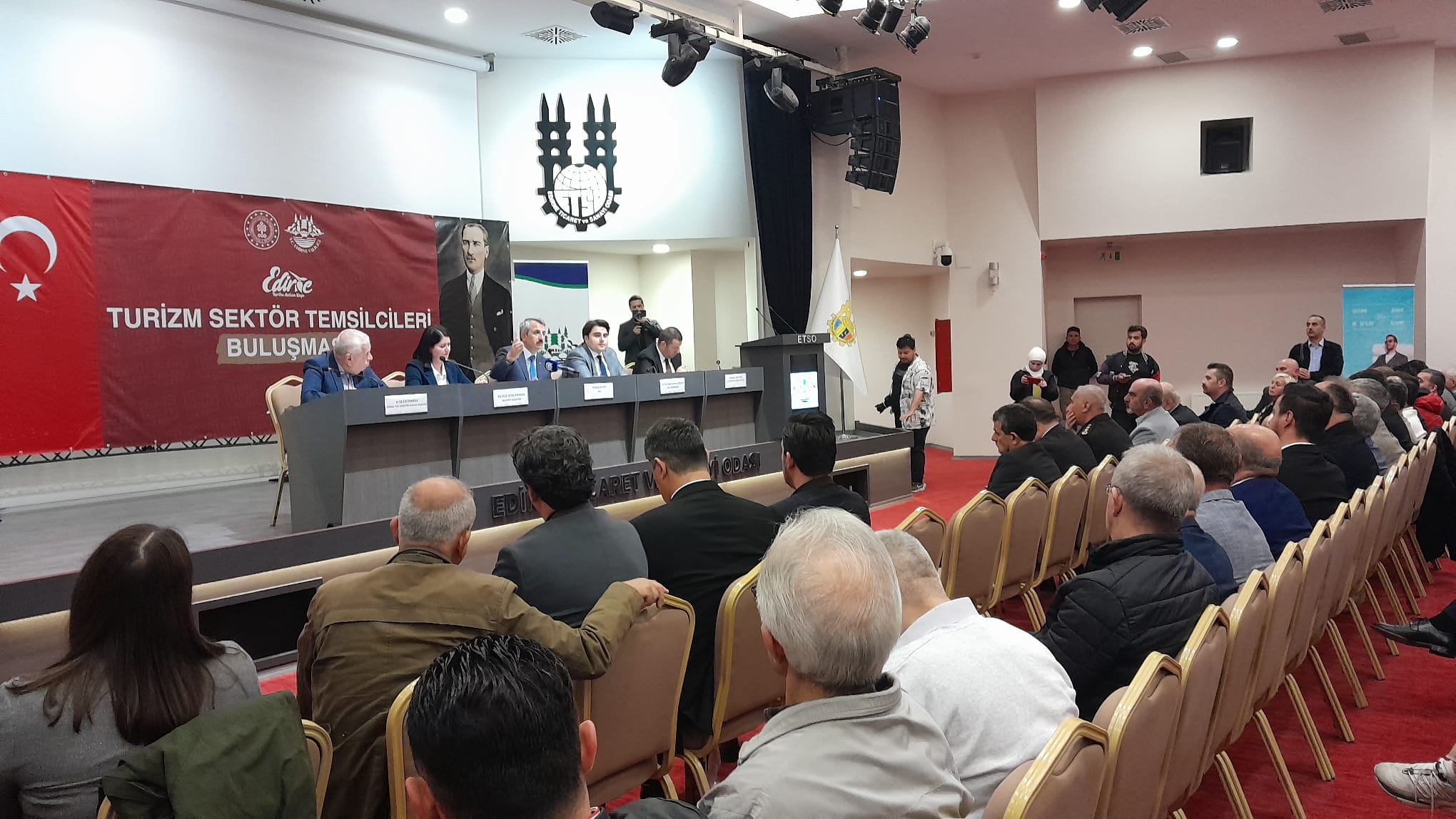 Turizm sektöründe dertler derya!