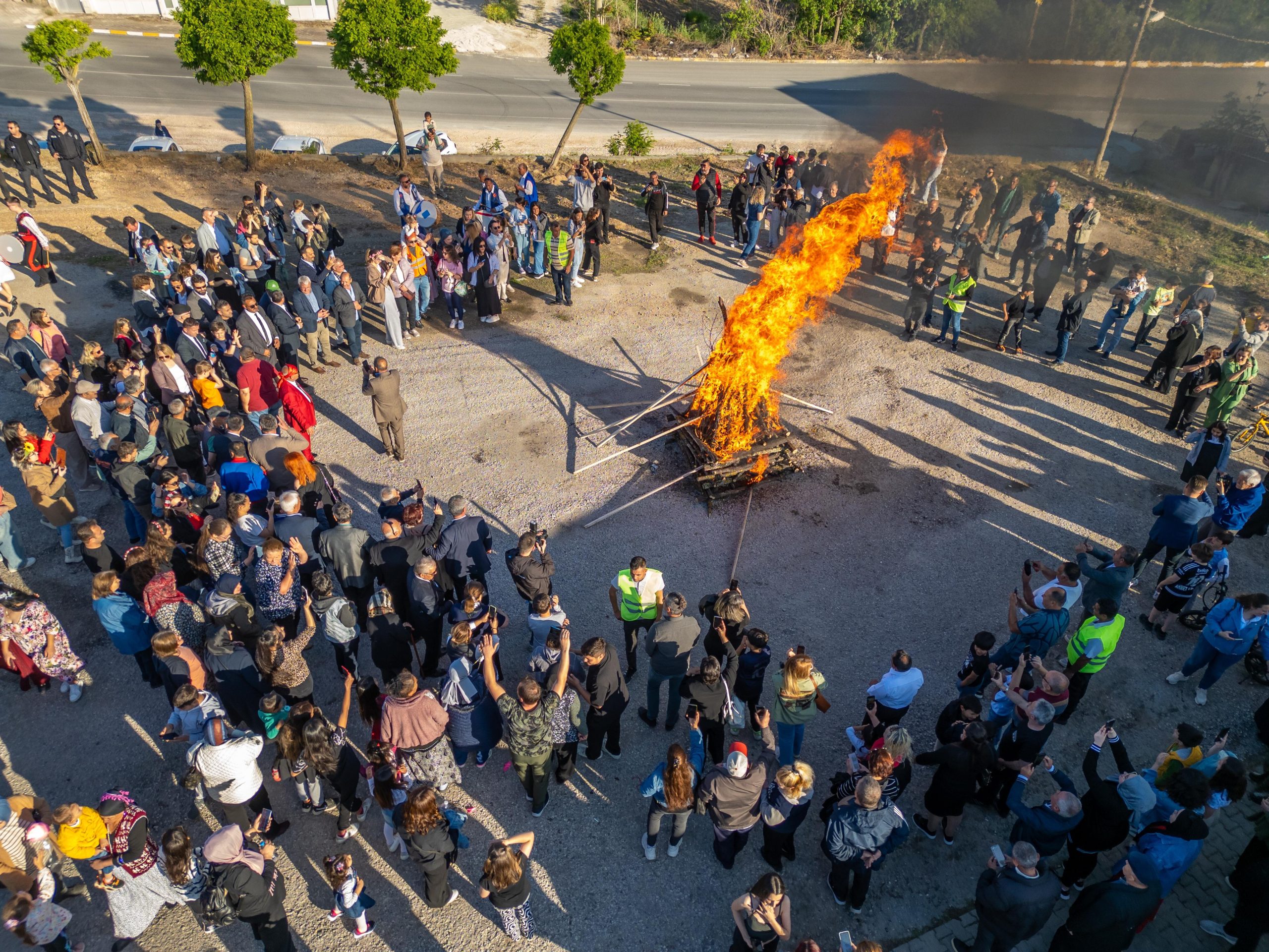 Kakava ateşi Lalapaşa’da da yandı