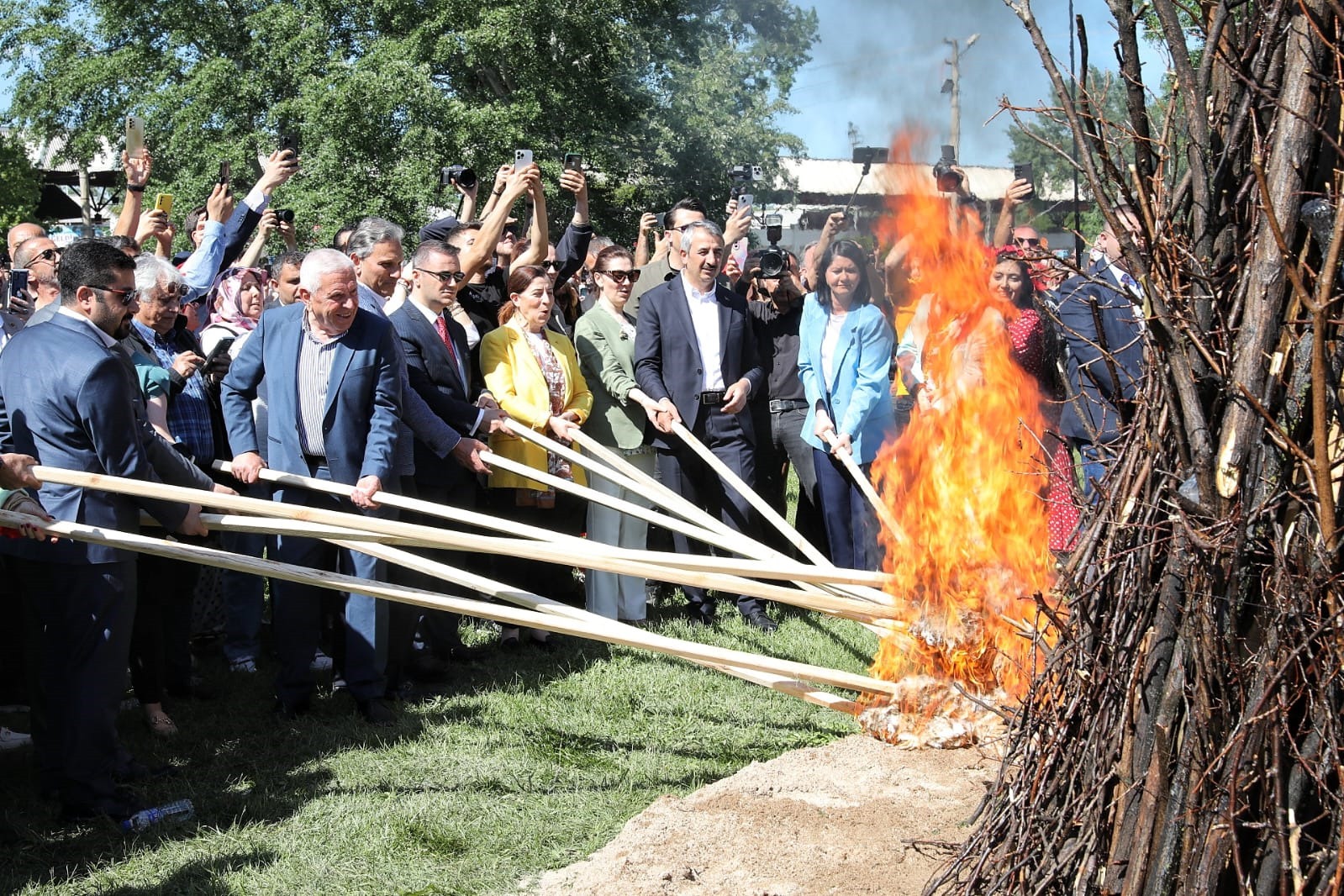 "Edirne üç günde 200 binden fazla ziyaretçi ağırladı"