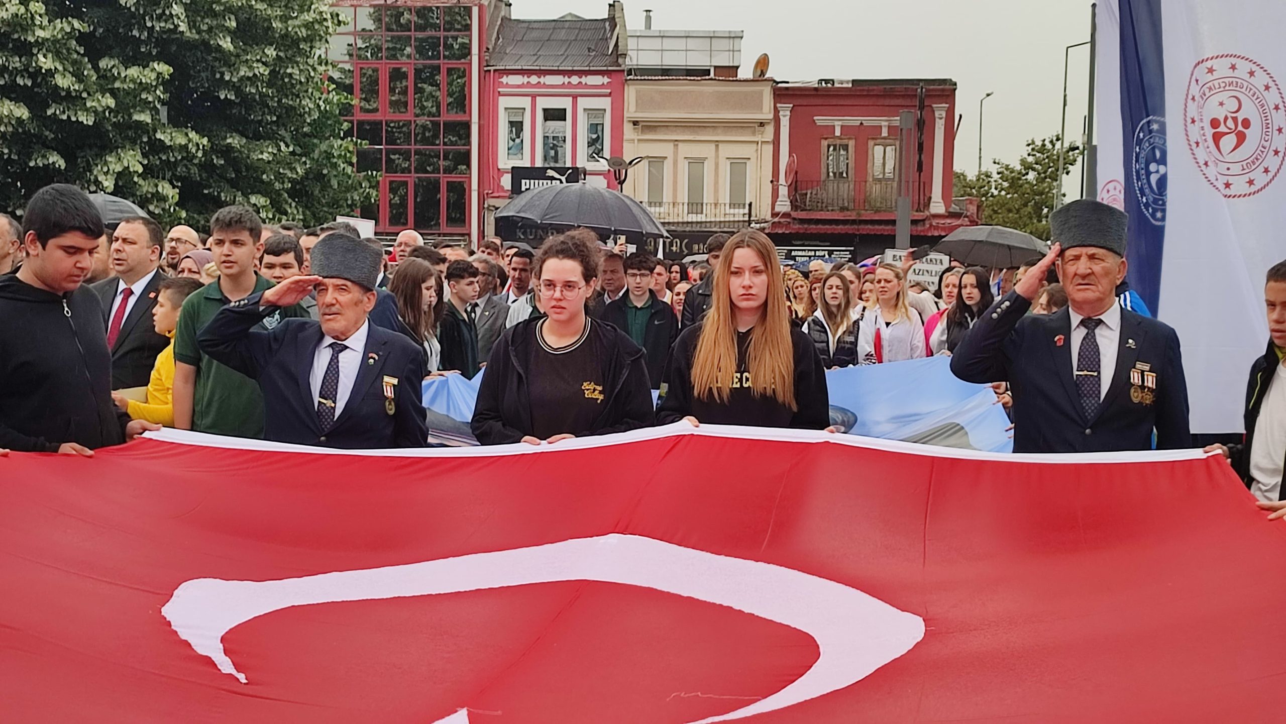 19 Mayıs'ta 7'den 70'e kutlama