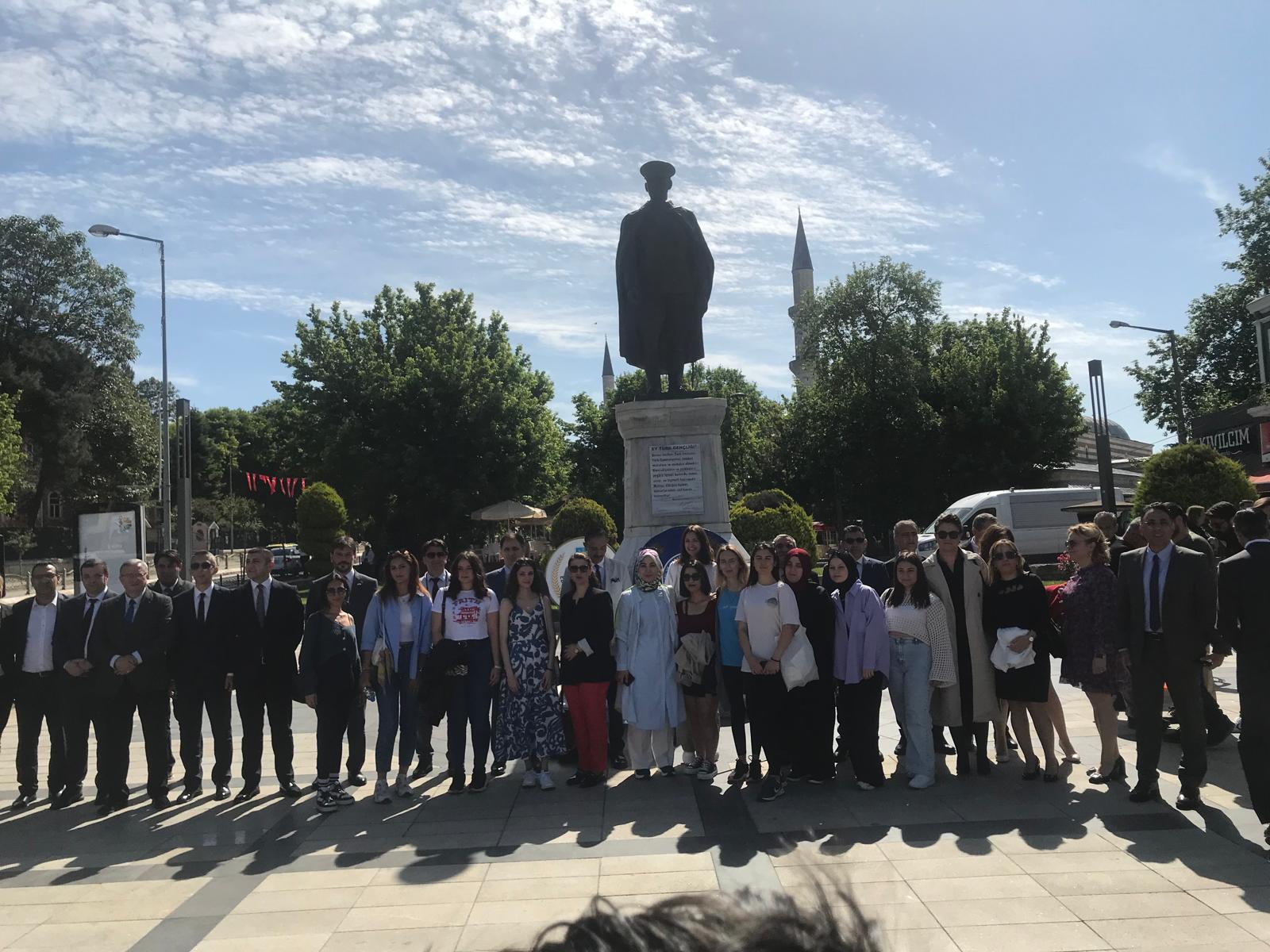 Tapu ve Kadastro Müdürlüğü ikinci asra merdiven dayadı