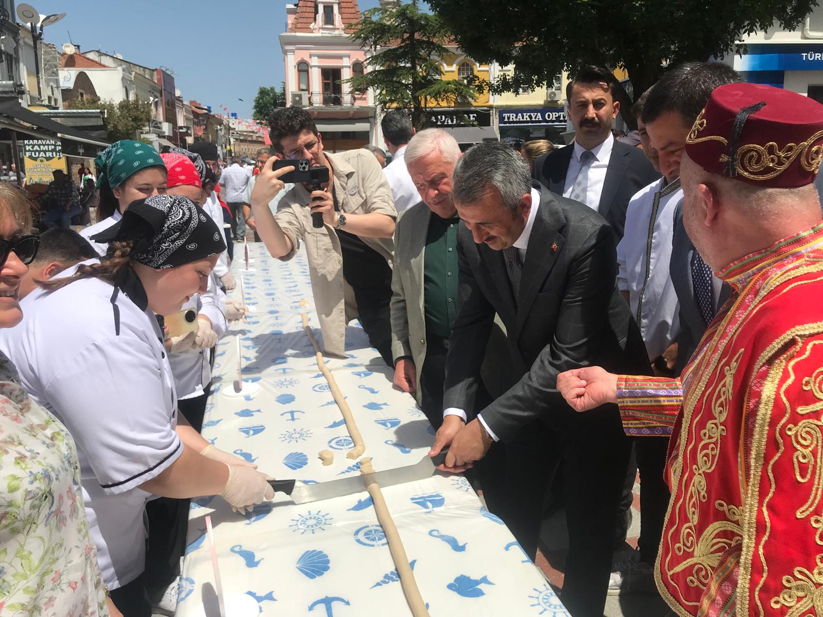 Badem ezmesi için rekor deneme