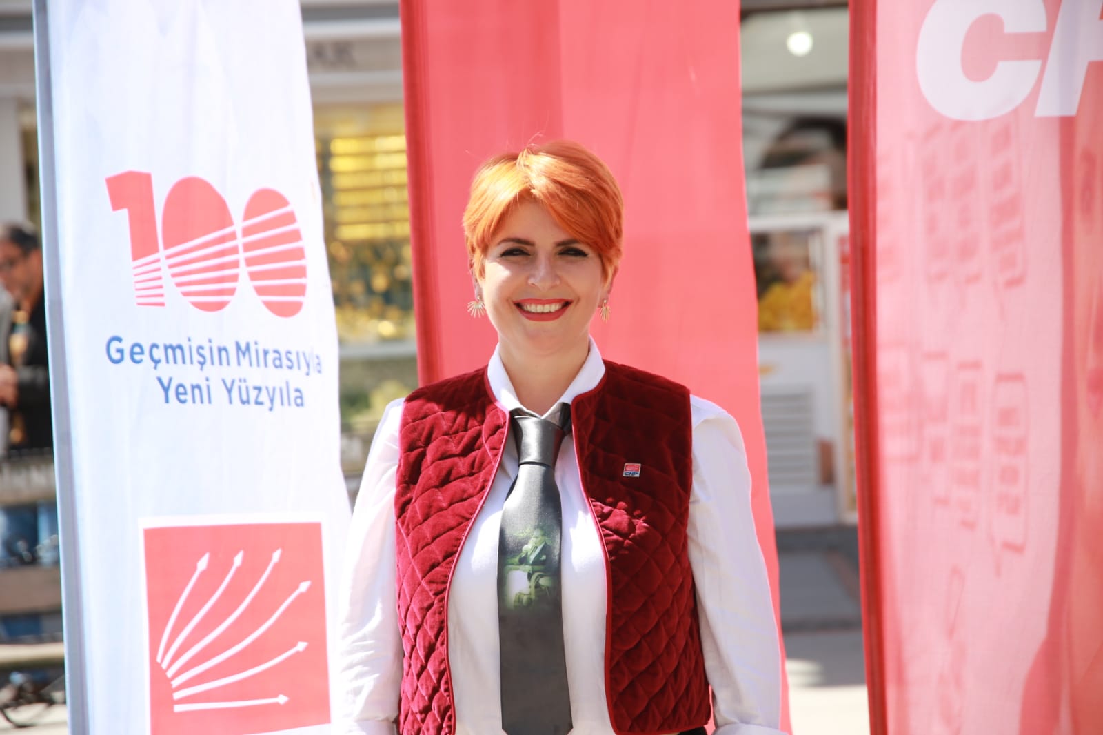 İrem Taşkın, Merkez İlçe Kadın Kolları Başkanlığına talip