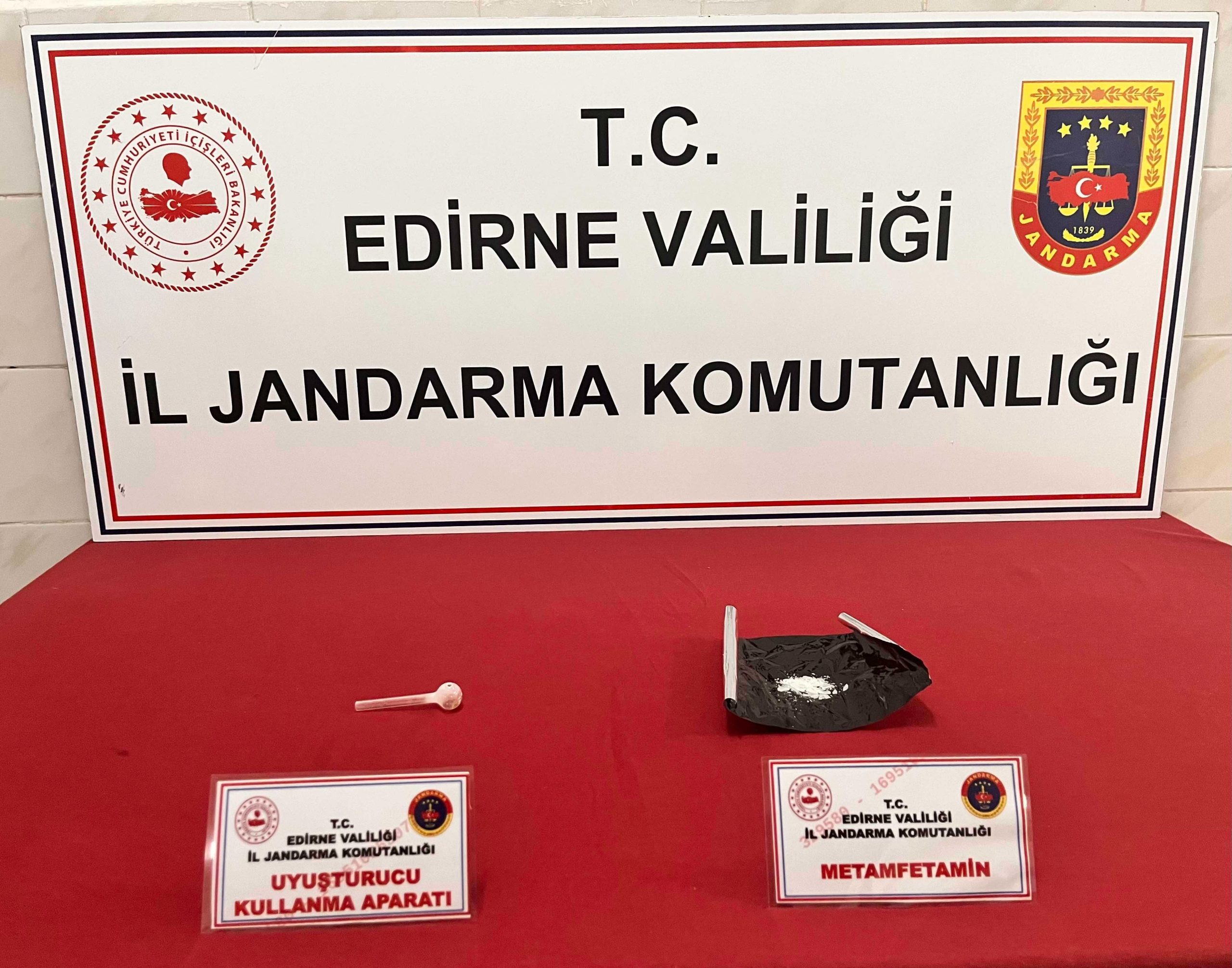 Yol kontrol uygulamasında uyuşturucu bulundu