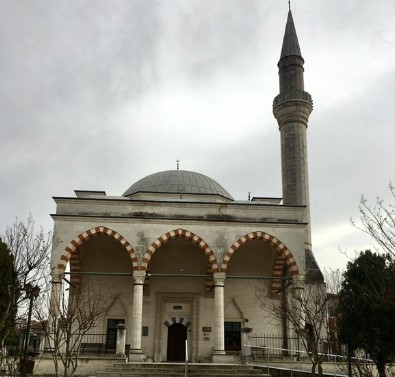 ‘Taşlık Camii’ artık ‘tütünsüz cami’
