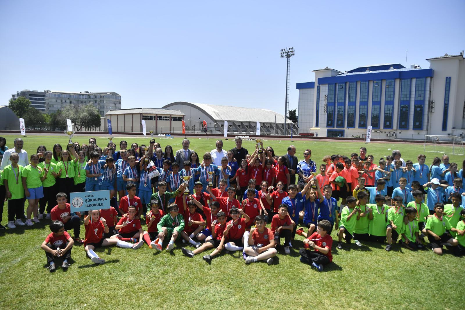 Mahalle Ligi'nin şampiyonları belli oldu