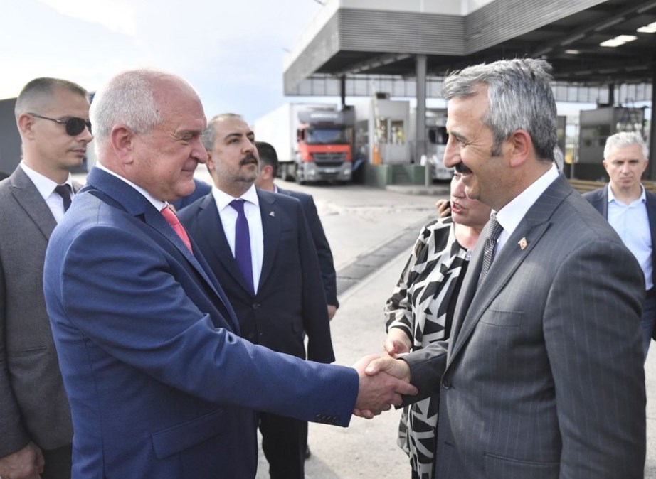 Bulgaristan sınır kapılarını genişletecek