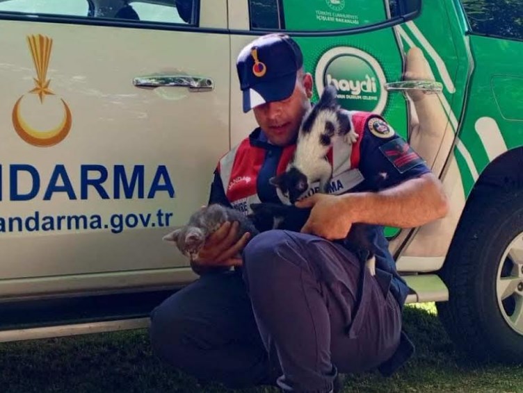 Jandarmadan can dostlarına yardım eli