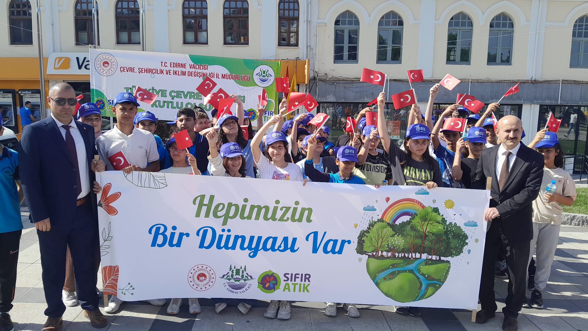 Bu yılki tema: ‘Hepimizin bir Dünyası var’