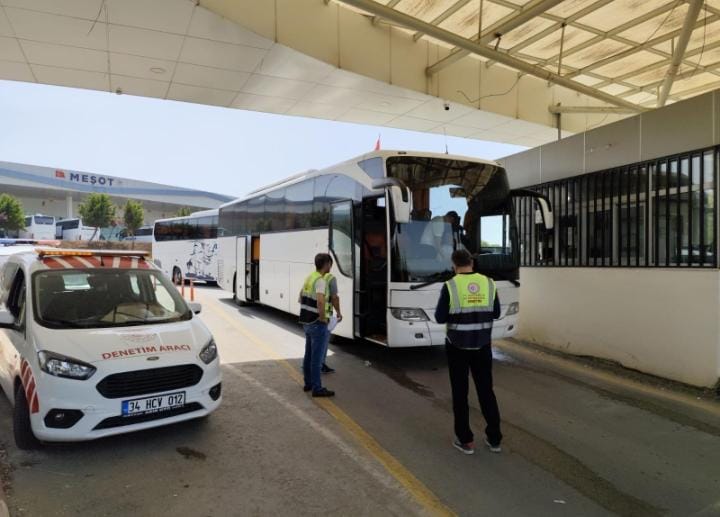 Korsan taşımacılık ve fahiş fiyata 23 milyon 453 bin lira ceza