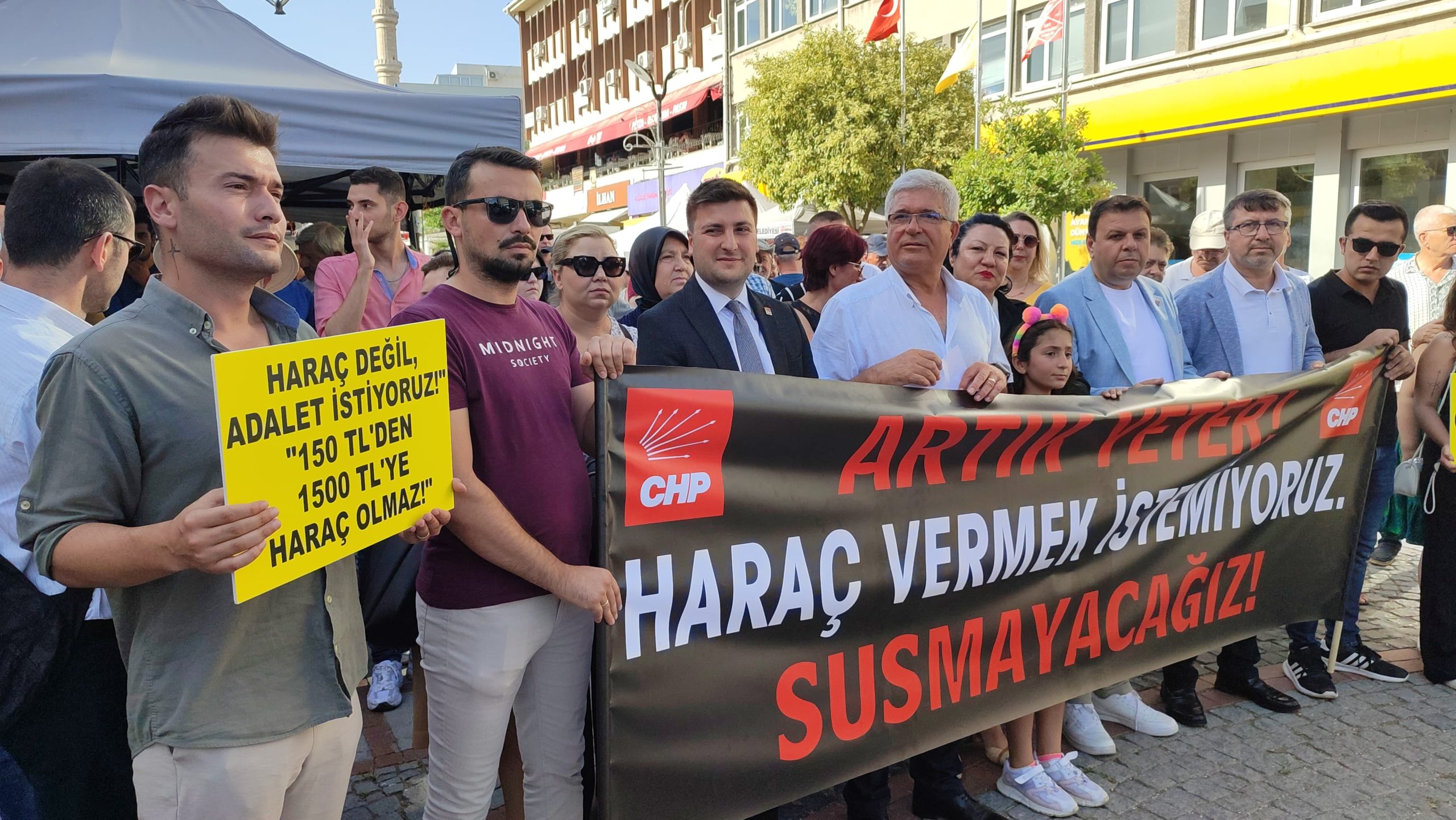 CHP yurtdışı çıkış harcına ses yükseltti