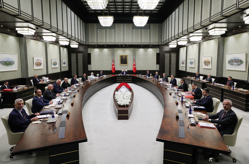 Kabine bugün toplanıyor! Memur ve Emekli zamları gündemde