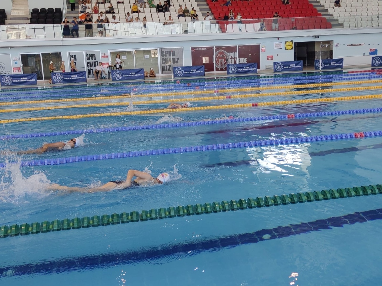 Havuzun pehlivanları belli oldu!