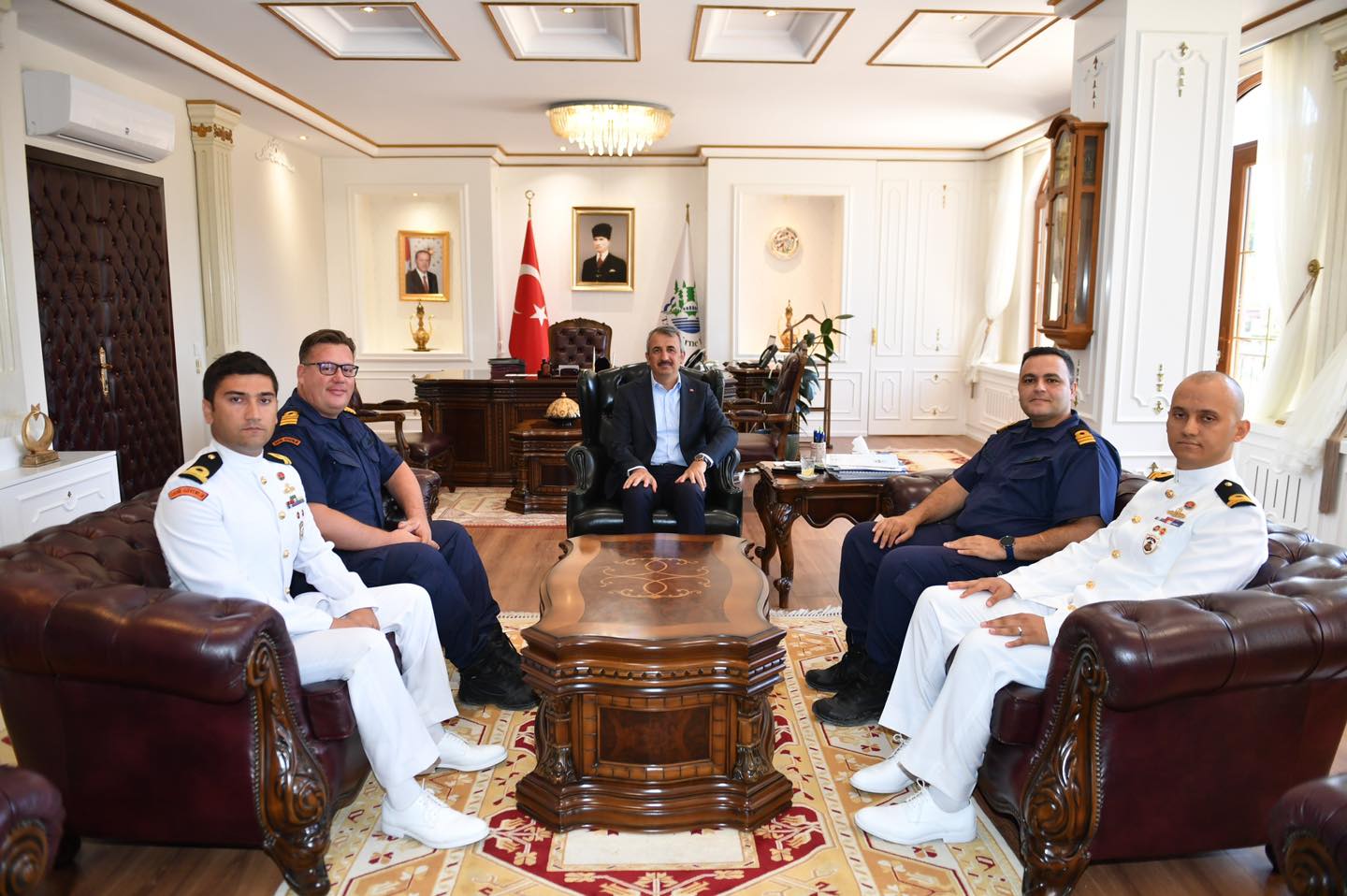 Vali Sezer'e veda ziyareti