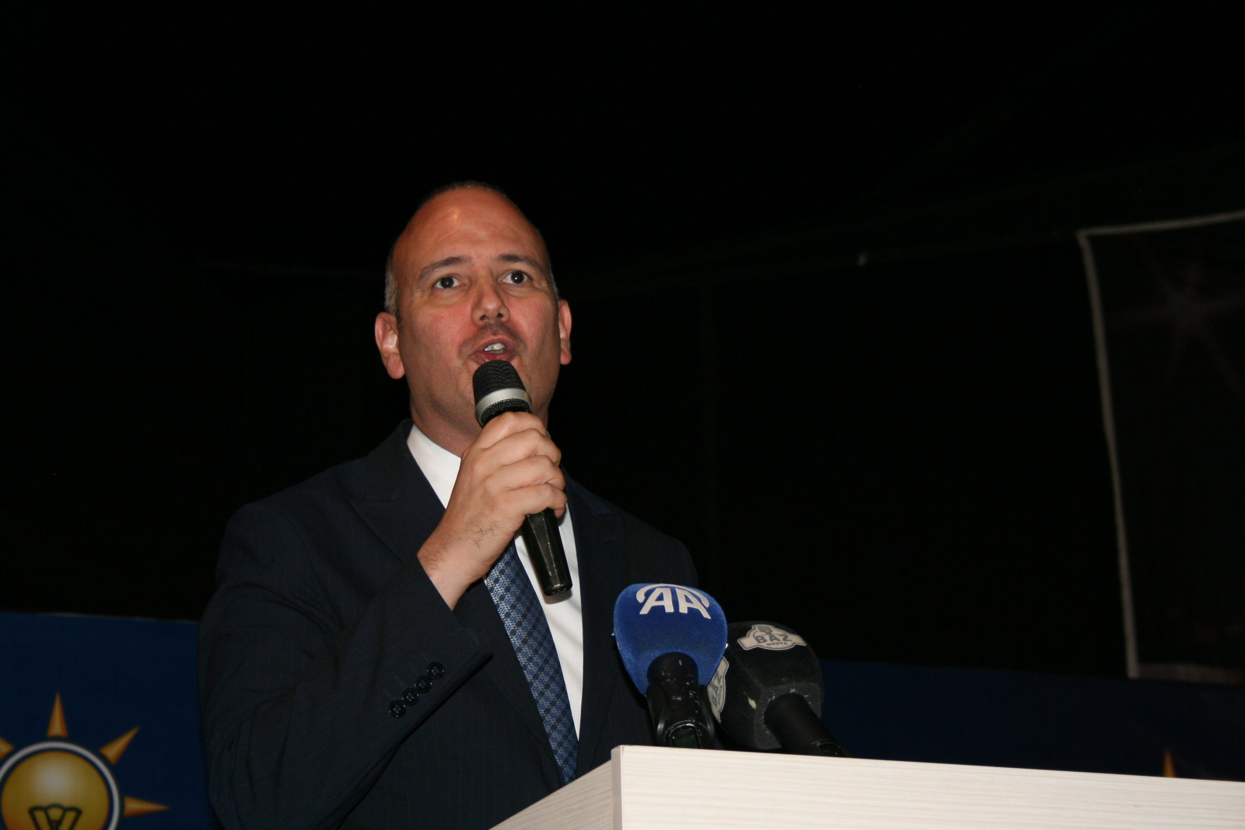 AK Partili İleri’den muhalefete eleştiri