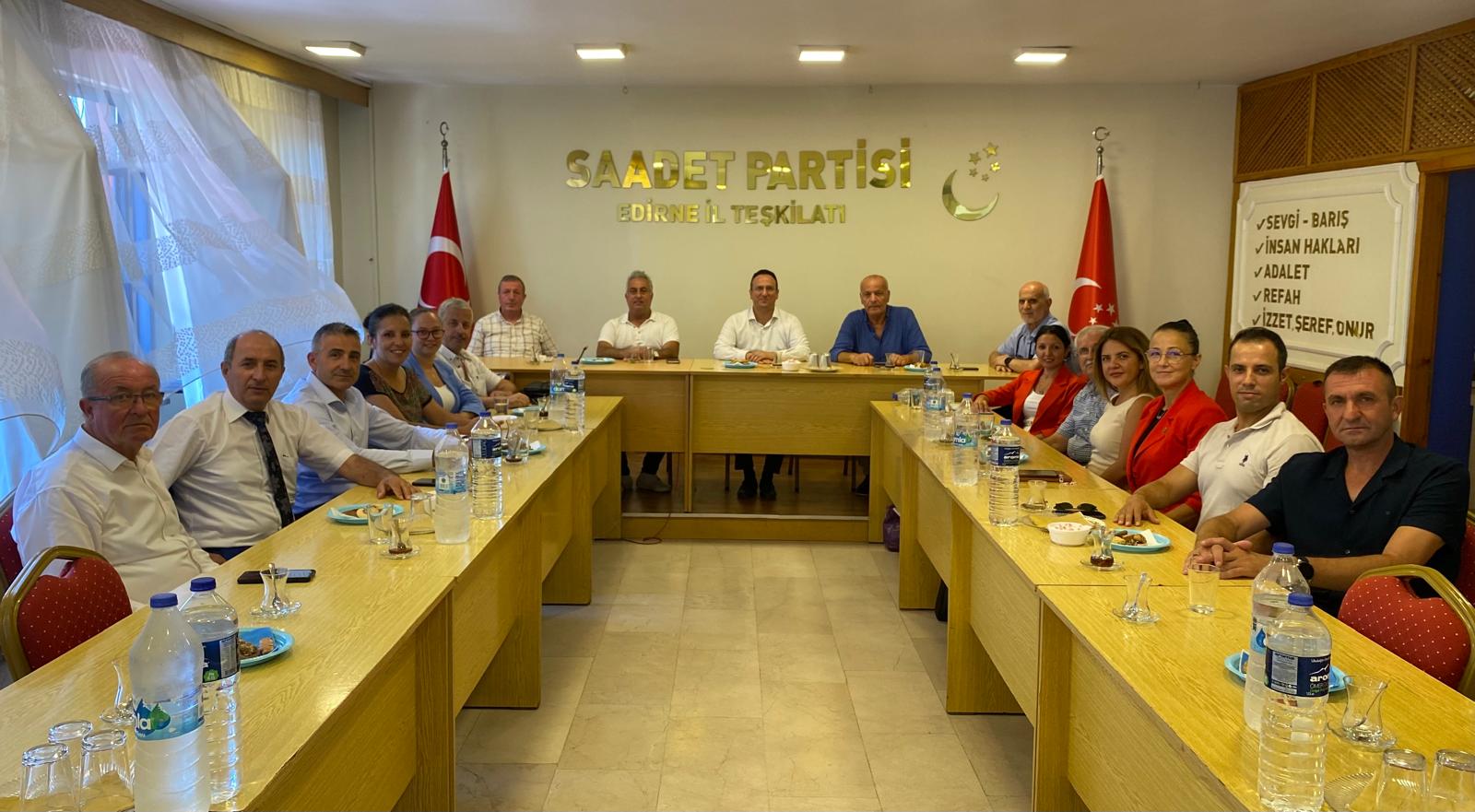 Muhtarlardan Saadet'e ziyaret