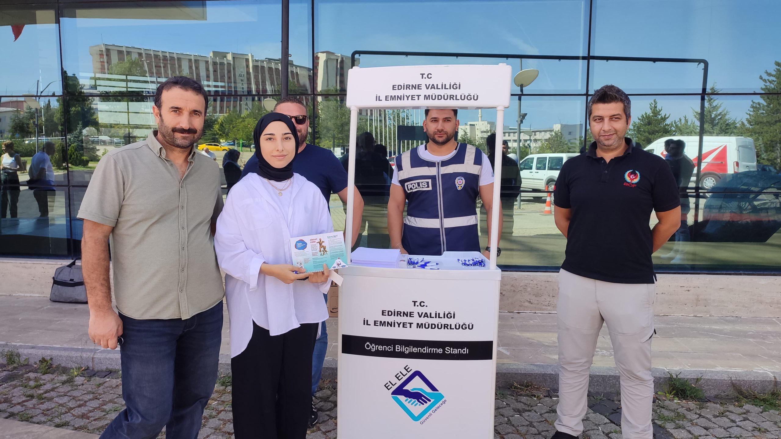 Öğrencilere 'terör örgütü' eğitimi