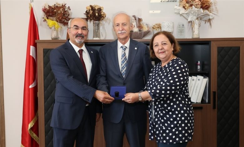 Tıp Fakültesi Dekanlığı'na yeni isim