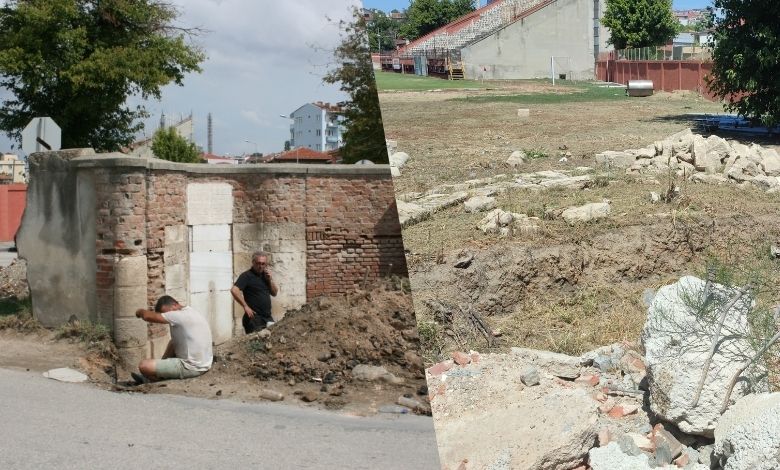 Tarihi çeşmenin restorasyonu için yıkım bekleniyor