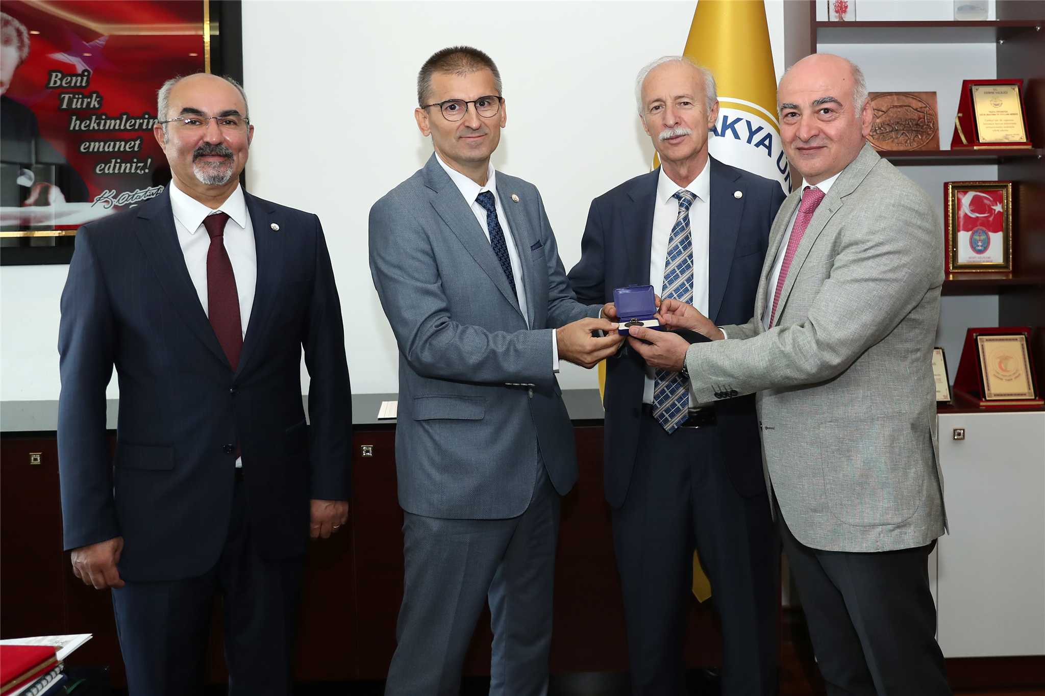 Başhekimlikte görev değişimi