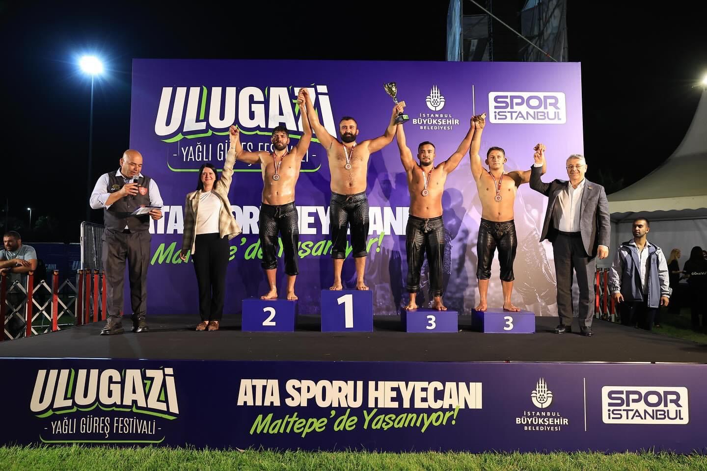 Gencan Akın, İmamoğlu ile birlikte Ulugazi Yağlı Güreşleri'nde