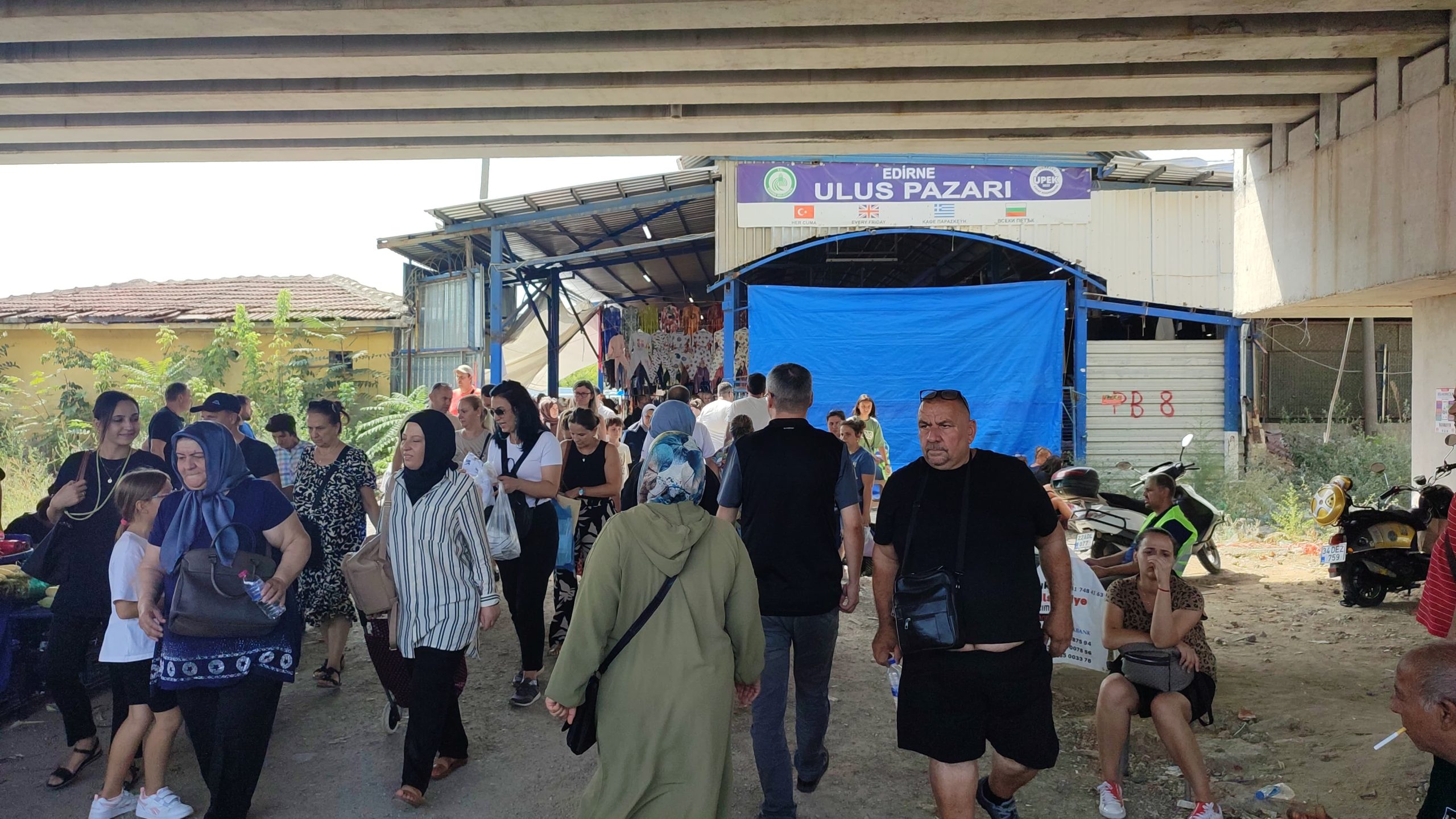 Komşu 'Ulus'u özlemiş