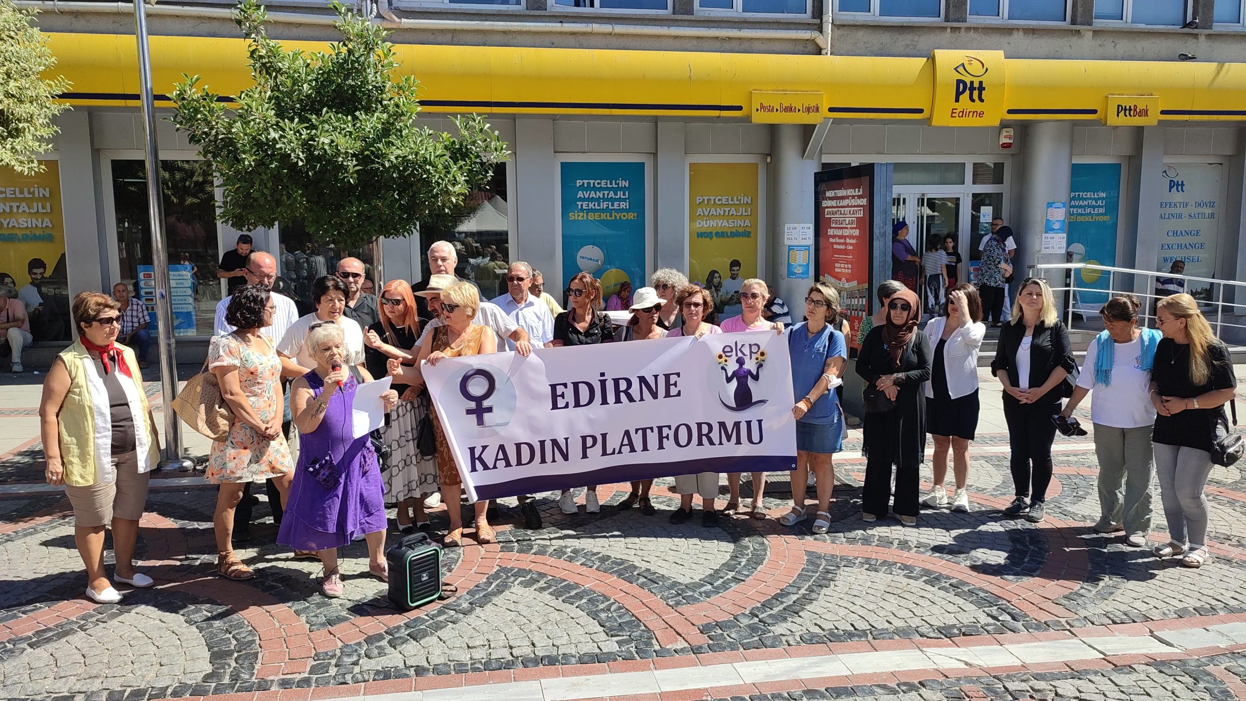 Kadınlardan 'Narin' tepkisi