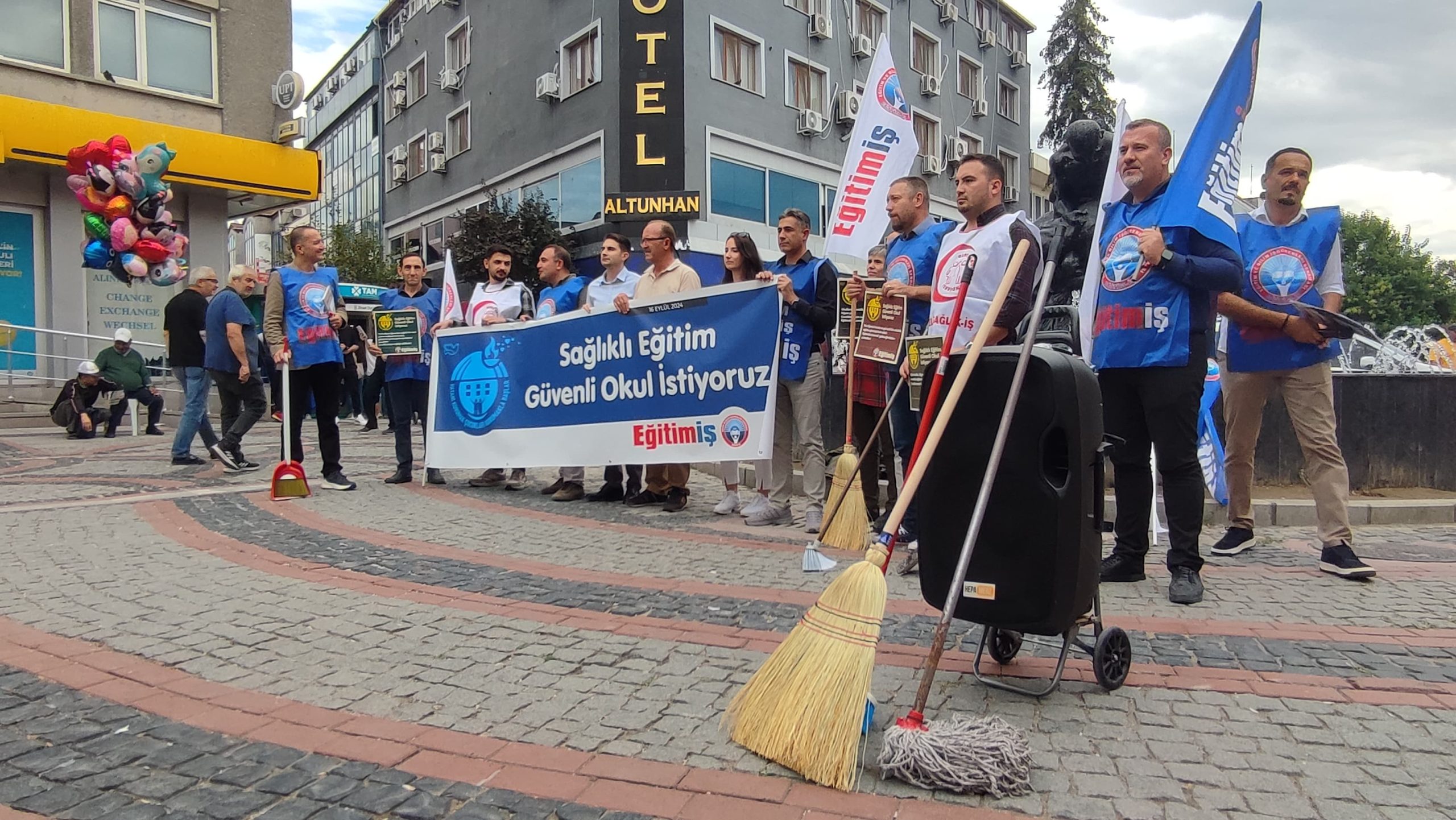 Personel eksikliğine ‘temizlik malzemeli’ eylem